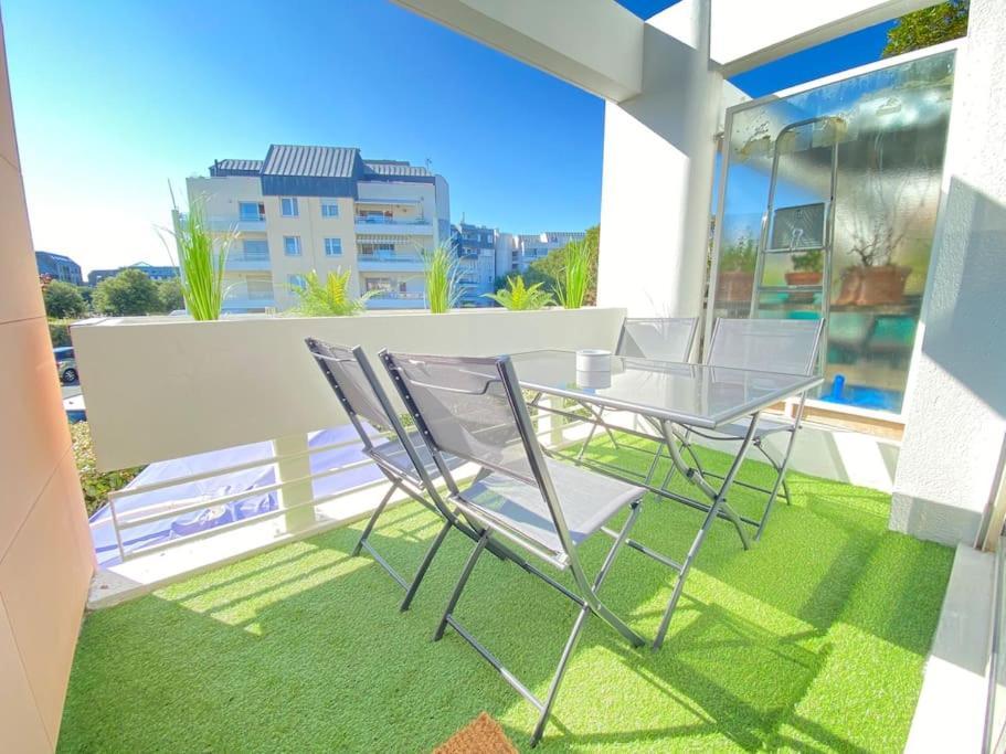 شقة لا روشيل  في Plein Charme Aux Minimes Terrasse Calme + Parking المظهر الخارجي الصورة
